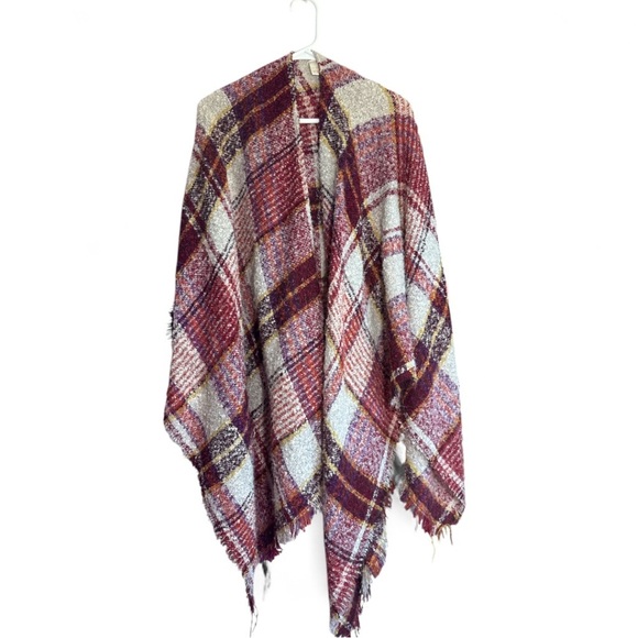 Cato Sweaters - EST 1946 (Cato)Plaid Fringe Shawl Wrap fuzzy one size fits all